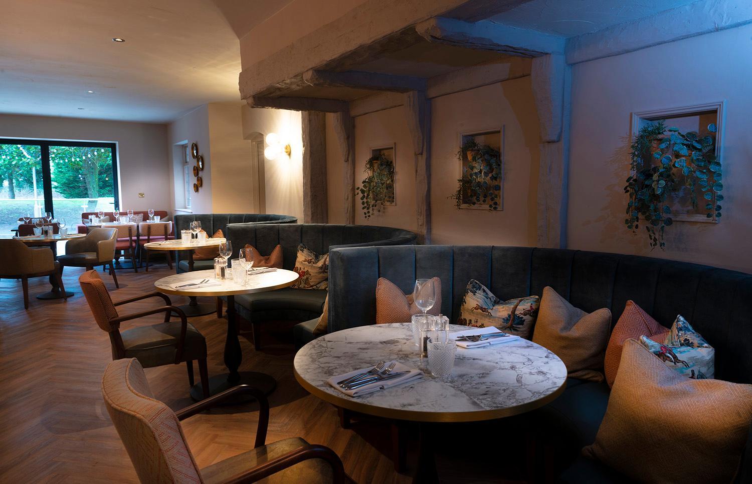 Летний дом Hatherley Manor &