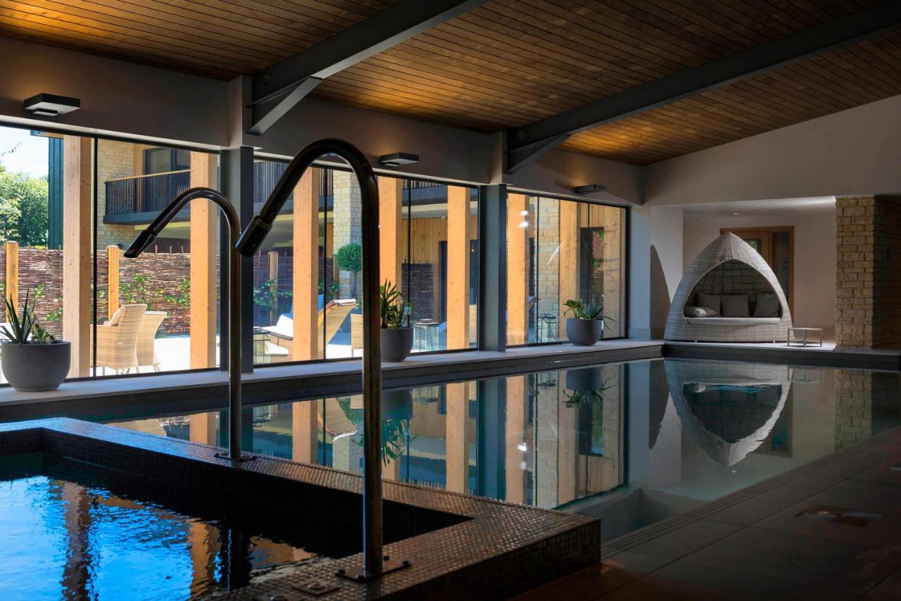 Hatherley Manor & Летний дом Глостер